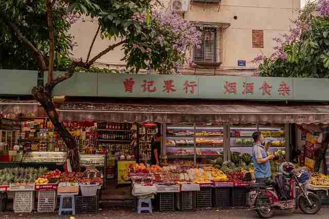 鉴黄师免费观看边界问题操作手册释出｜用户举报处理流程有效解决争议视频